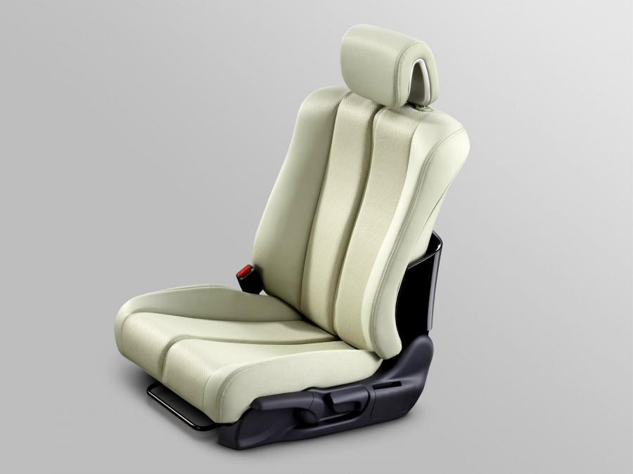 Детали интерьера Honda FCX Concept 2005 года  (фото 40 из 43)